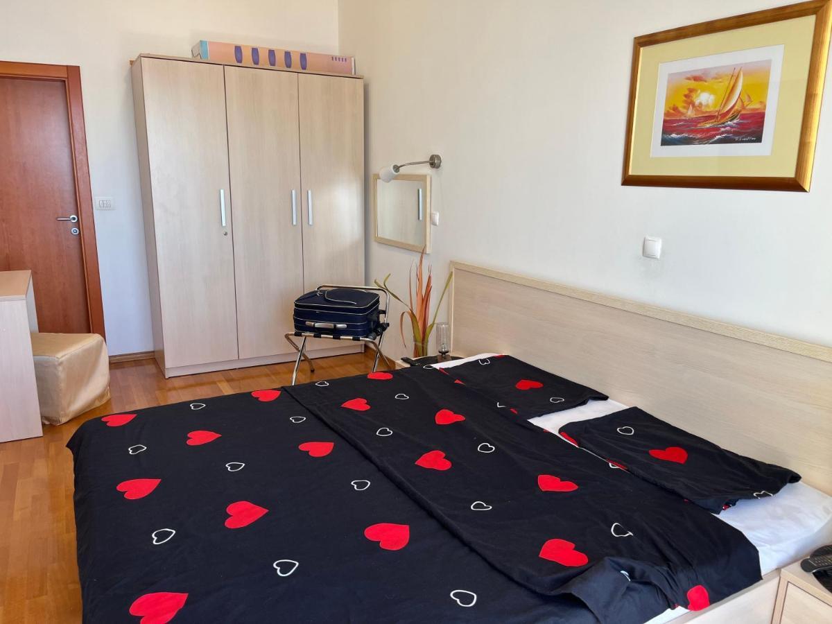 Apartman Maja Selce Esterno foto