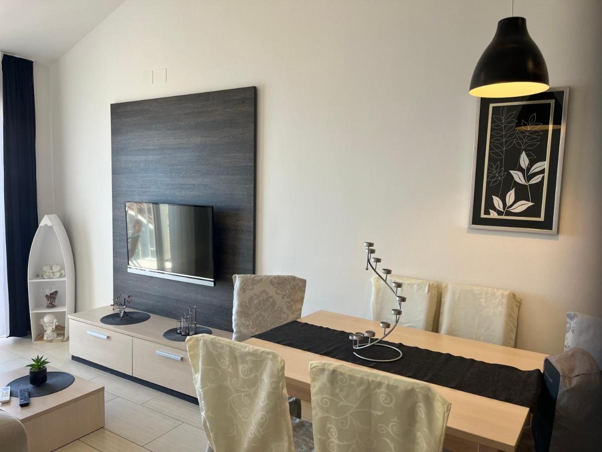 Apartman Maja Selce Esterno foto