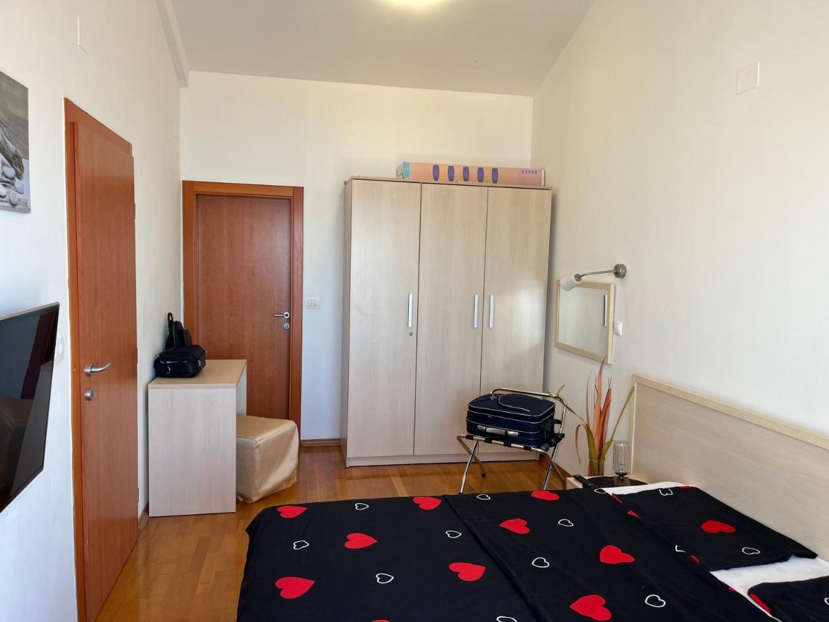 Apartman Maja Selce Esterno foto